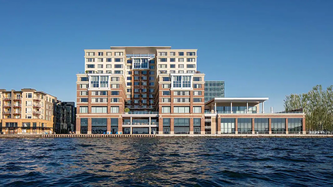 Hyatt Regency Lake Washington at Seattle's Southport